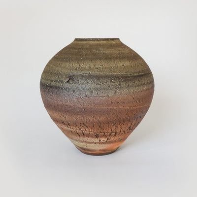 Kazuya Ishida - Round Dark Textured Vase - imprintspace.com